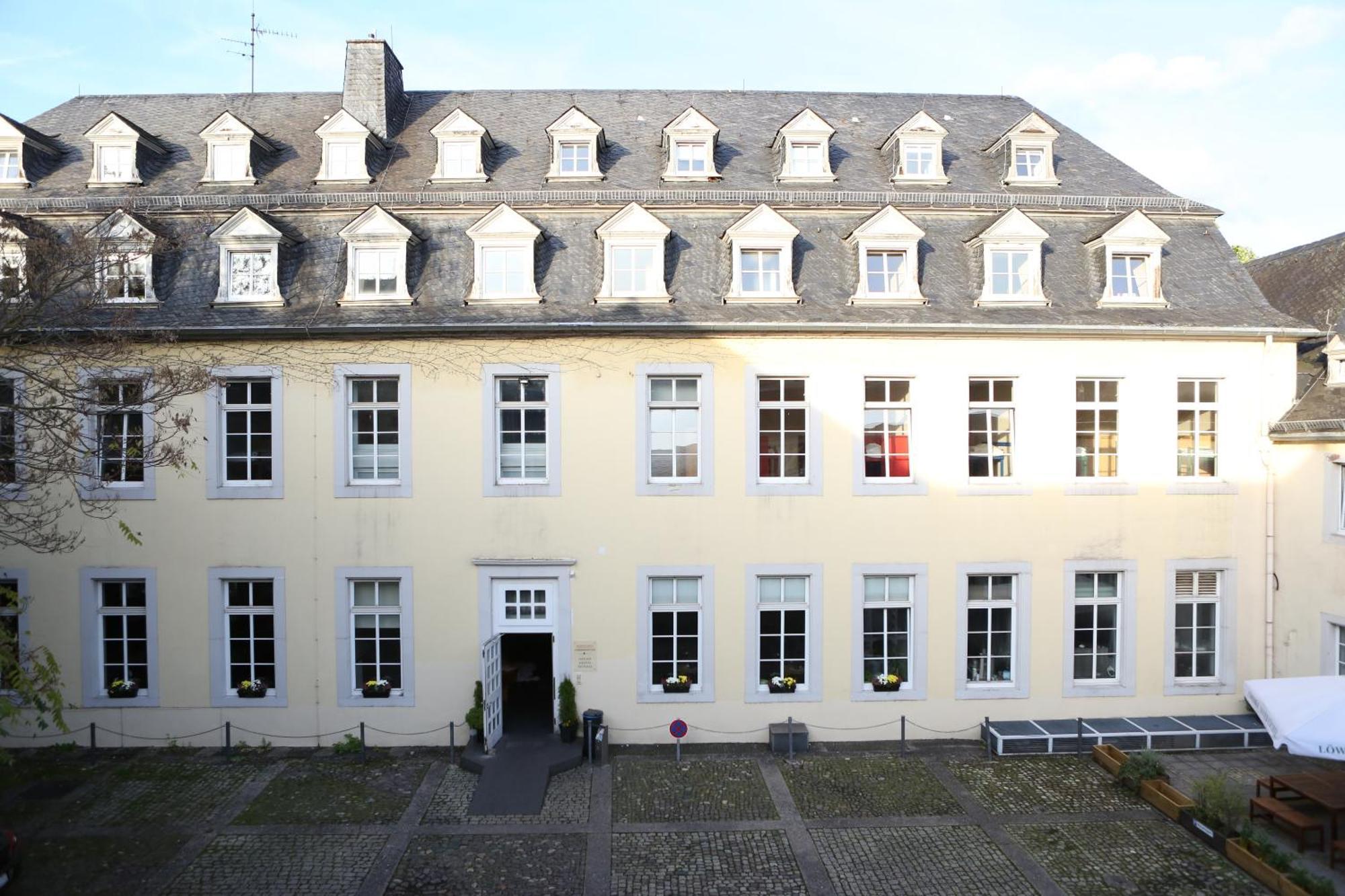 Kolping Hostel Trier Im Warsberger Hof エクステリア 写真