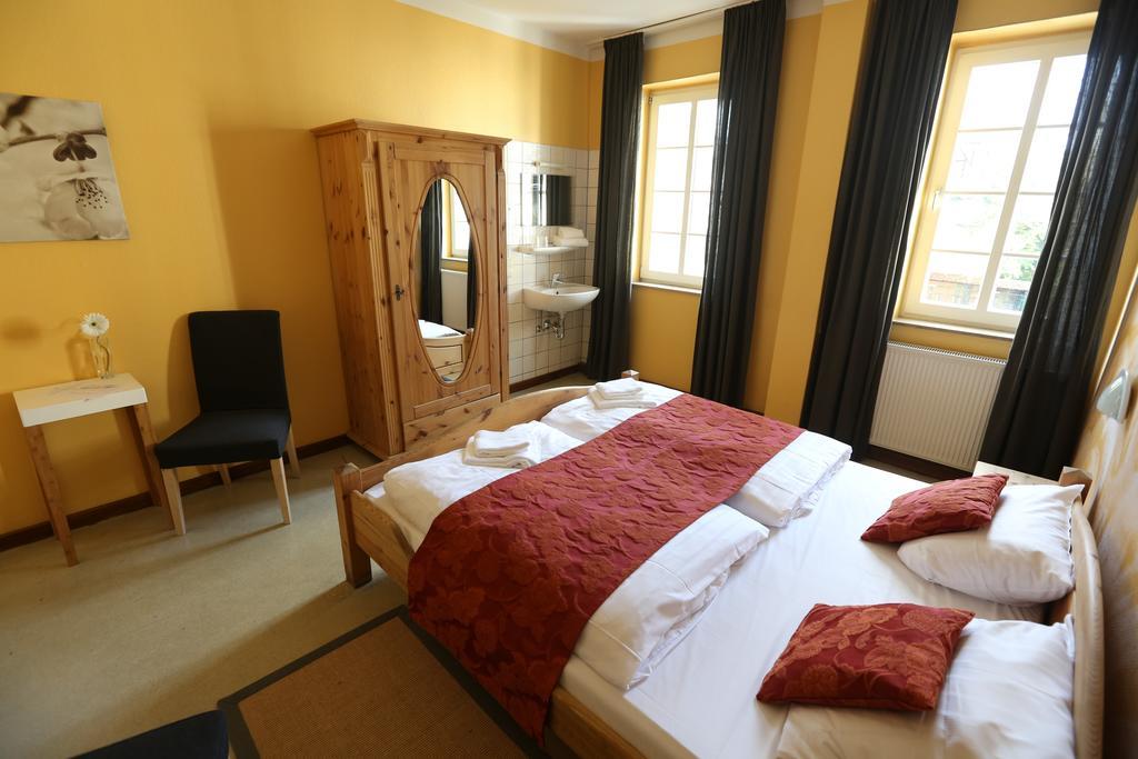Kolping Hostel Trier Im Warsberger Hof 部屋 写真